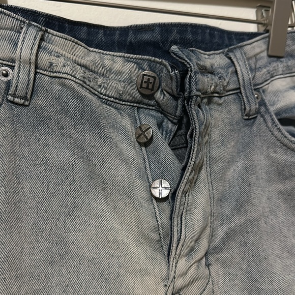 K$UBI - Picture 2 of 6